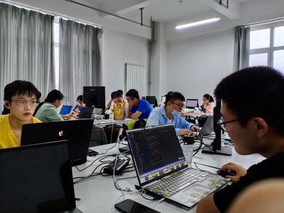 軟件技術與計算機信息技術開發 數字時代的核心引擎